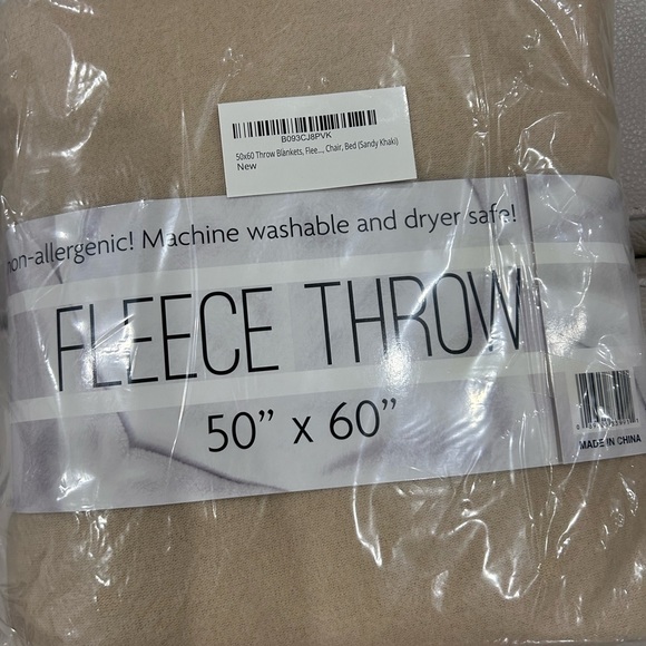 Fleece Throw Blanket • Sandy/Tan • New in Package • 50” x  60” • - Picture 3 of 5